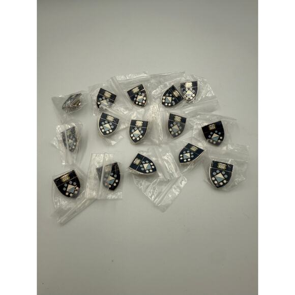 Lot of 15 Yale University Shield Lapel Pins - Enamel Crest - New in Bags - Picture 4 of 4